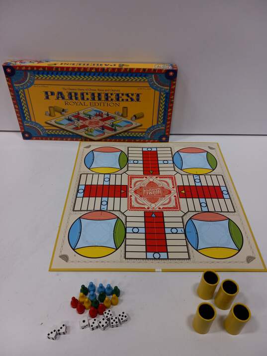 2 Board Games Snakes and Ladders & Parcheesi image number 5