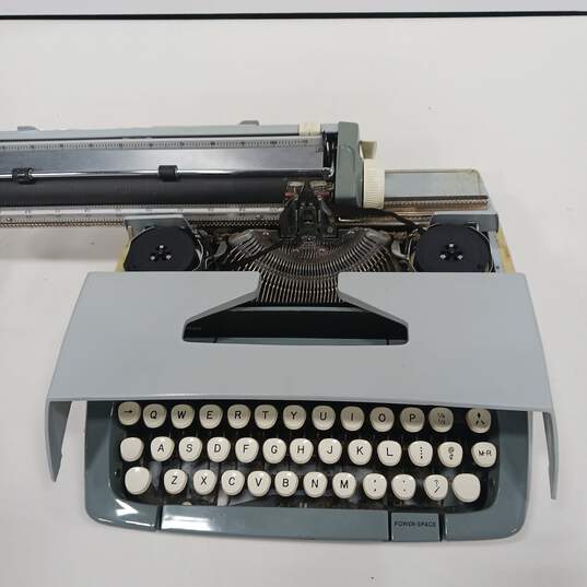 Vintage Smith Corona Galaxie Twelve Baby Blue Typewriter w/ Case image number 5