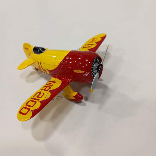 Shell 1st in a Series - Historical Racing Series - Gee Bee 'Supersportster' image number 2