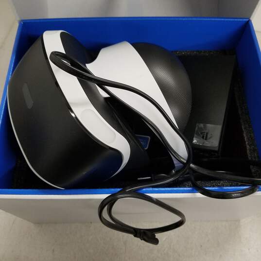 UNTESTED PlayStation VR Virtual Reality Headset IN BOX image number 3