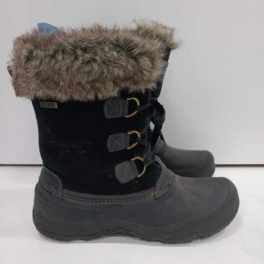Khombu Black Snow Boots Women's Size 10 image number 3