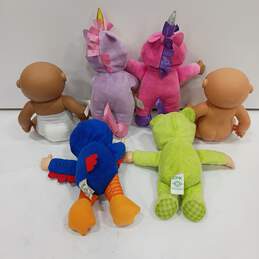 Bundle of 6 Assorted Cabbage Patch Kids Dolls alternative image