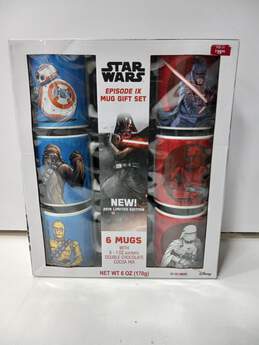 Lot of Assorted Star Wars Collectibles alternative image