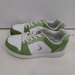 Boys White Green Lace Up Low Top Basketball Shoes Size 3 alternative image
