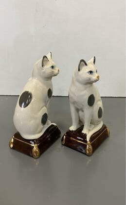 Set of 2 Vintage Cat Bookends Porcelain with Gold Leaf Detail by Takahashi alternative image