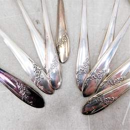 Set of 10 Oneida Community Silver-plated  QUEEN BESS II Tudor Round Gumbo Soup Spoons alternative image