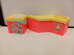Vintage Barbie Ice Cream Shoppe Playset alternative image