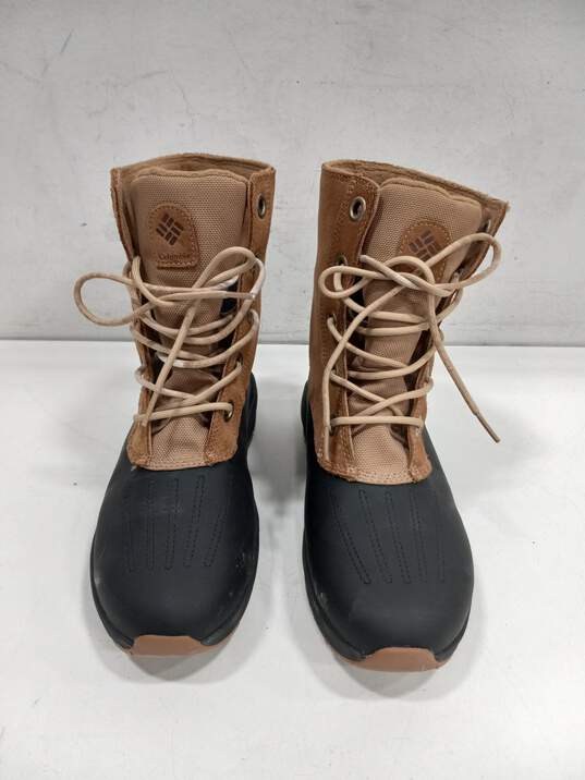 Columbia Women's Duck Boots Size 9.5 image number 1