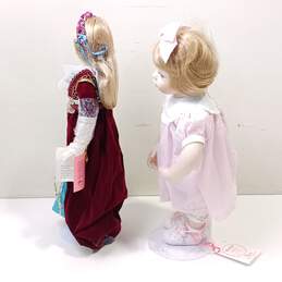 BUNDLE OF 2 PORCELAIN DOLLS IOB- Treasury Collection Paradise Galleries Doll And The Hamilton Collection Kaitlyn Doll alternative image