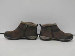 Women's Brown Walking Shoes Size 9.5M alternative image
