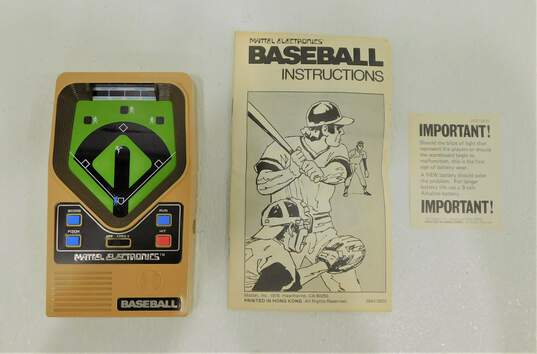 Vintage Mattel Classic Baseball Handheld Electronic Game Works 1978 image number 2