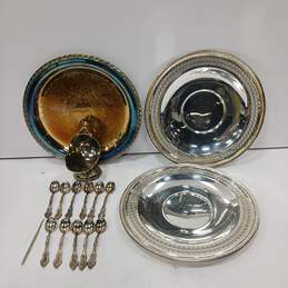 Set of Multicolor Metal Serving Dishes