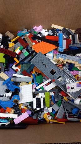11Lb Lego Assorted Building Brick Bundle
