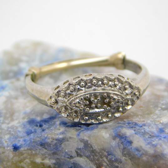 10K White Gold Art Nouveau Style Diamond Acc Ring W/ Size Adjuster 1.9g image number 1
