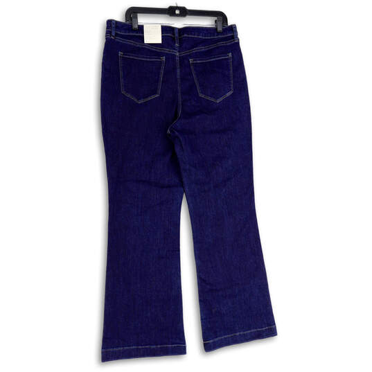 NWT Womens Blue Denim Dark Wash Pockets Regular-Fit Bootcut Jeans Size 18 image number 2