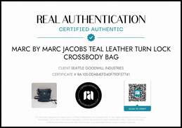 Marc by Marc Jacobs Teal Leather Turn Lock Flat Crossbody Bag AUTHENTICATED alternative image