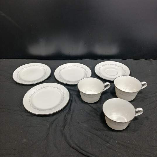 7 Pieces of Noritake Fine China image number 1