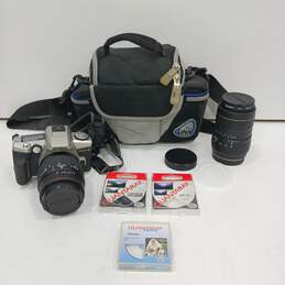 Minolta Maxxum 5 Film Camera w' Accessories and Case