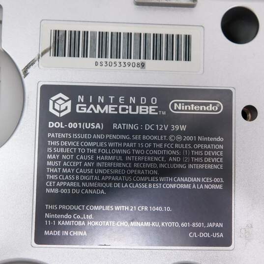 Nintendo GameCube w/ 5 Games Shark Tale image number 11
