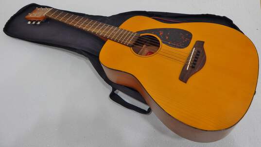 Yamaha Brand FG-Junior/JR1 Model 1/2 Size Acoustic Guitar w/ Soft Case image number 6