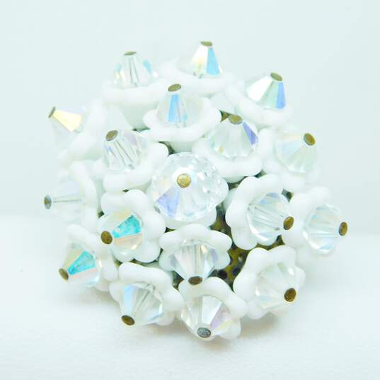 Vintage & Japan Silvertone White Milk Glass Beaded Necklace Rhinestones & Cabochons Bracelet & Aurora Borealis Crystal Flowers Brooch 119.5g image number 4