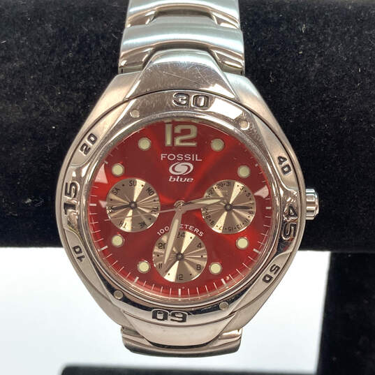 Designer Fossil BQ-9108 Red Dial Analog Round Dial Quartz Wristwatch image number 1
