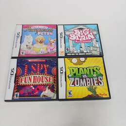 Lot of 4 Nintendo DS Video Games alternative image