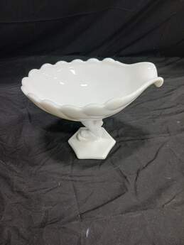 Vintage Westmoreland Foo Dolphin Compote Milk Glass Bowl