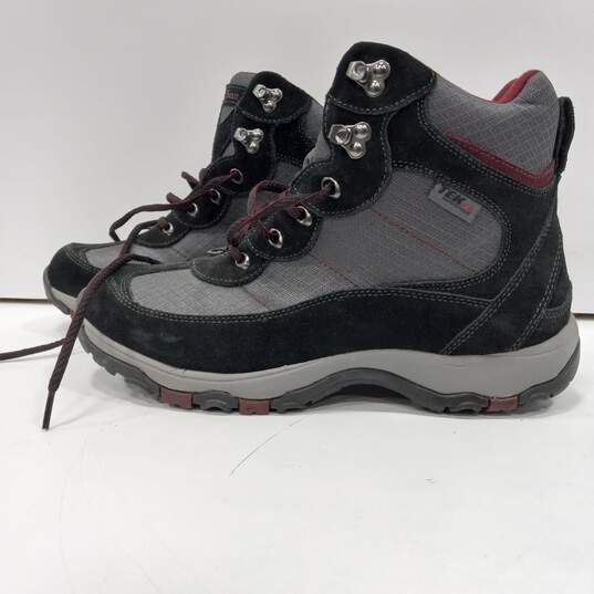 L.L Beans Women's Gray/Red/Black Tek 2.5 Waterproof Hiking Boots Size 11W image number 1