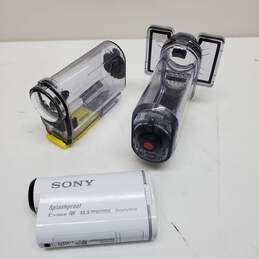 Sony Splashproof Steady Shot Video Camera with 2 Water Proof Cases Untested