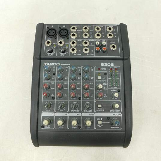 Tapco by Mackie Brand 6306 Model 6-Channel Compact Mixer w/ Power Adapter image number 2