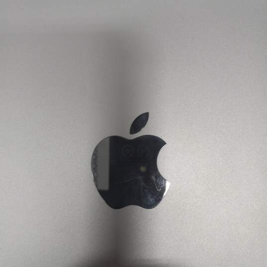 Apple iPad Silver Model No. A1489 With Black Case image number 3