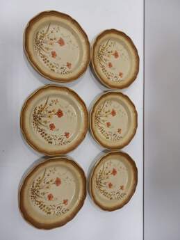Bundle of 6 Mikasa Beige Ceramic Dinner Plates