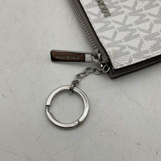 Womens White And Silver Monogram Jet Set Travel Wristlet Coin Wallet Purse image number 3