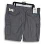 NWT Mens Gray Saltwater Relaxed Stretch Pockets Cargo Shorts Size 42x9.5 image number 2