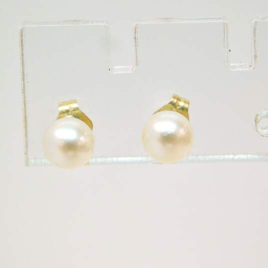 14K Yellow Gold Pearl Stud Earrings 1.0g image number 9