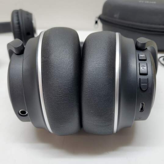 Headphones Tribit XFree Go and Origaudio Expeditors - Untested image number 5
