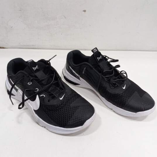 Men’s Nike Metcon Sneakers Sz 9 image number 1