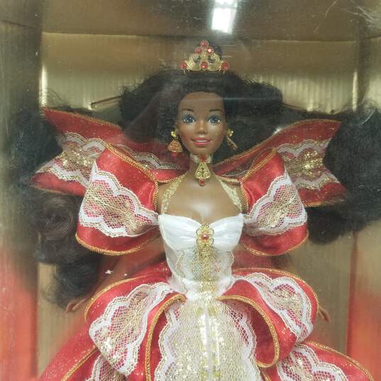 1997 Happy Holidays Barbie African American Doll 10th Anniversary 17833 NRFB image number 2