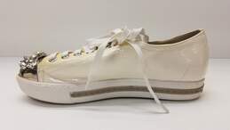 Miu Miu White Cap Toe Shoes No Size alternative image