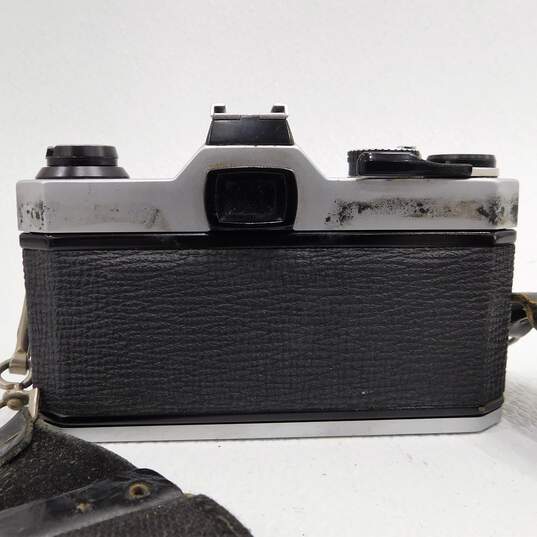 Pentax K1000 SLR 35mm Film Camera W/ Lenses image number 4