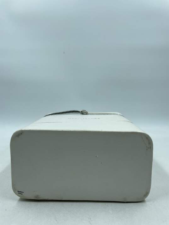 Authentic Marc Jacobs White Box Bag image number 4