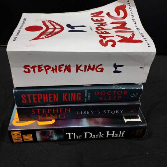 4pc Bundle of Assorted Stephen King Novels image number 1