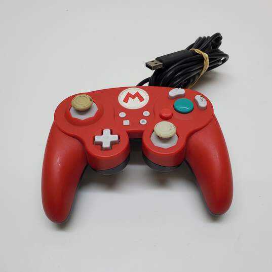 Wired Fight Pad Pro - Official Nintendo Switch Controller For Parts/Repair image number 1