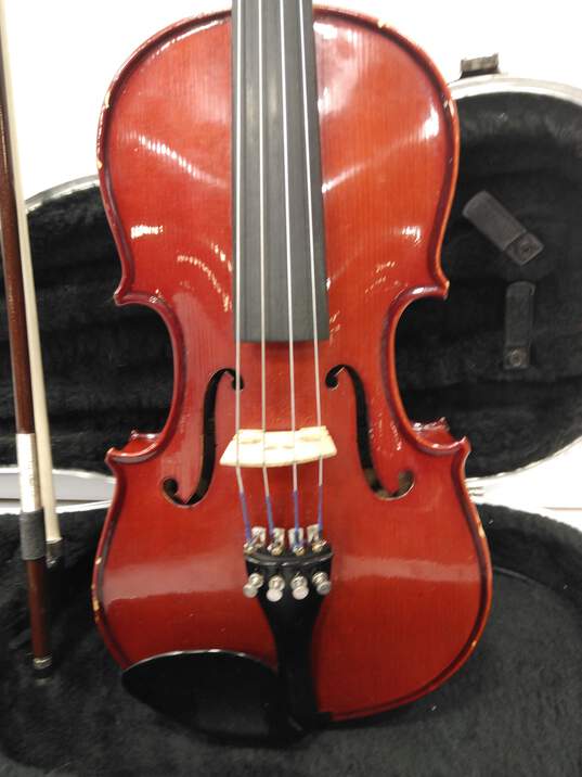 Antonius Stradivarius Replica Violin & Hard Sided Travel Case image number 2