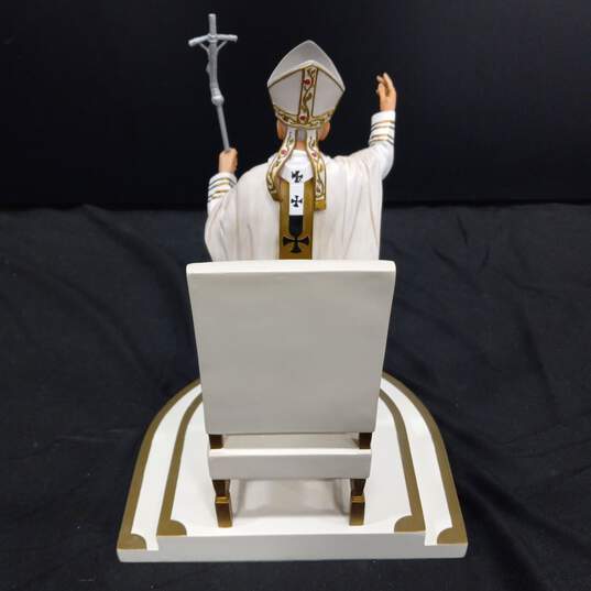 Millennium Blessing Pope Statue By Timothy Holter Bruckner image number 5