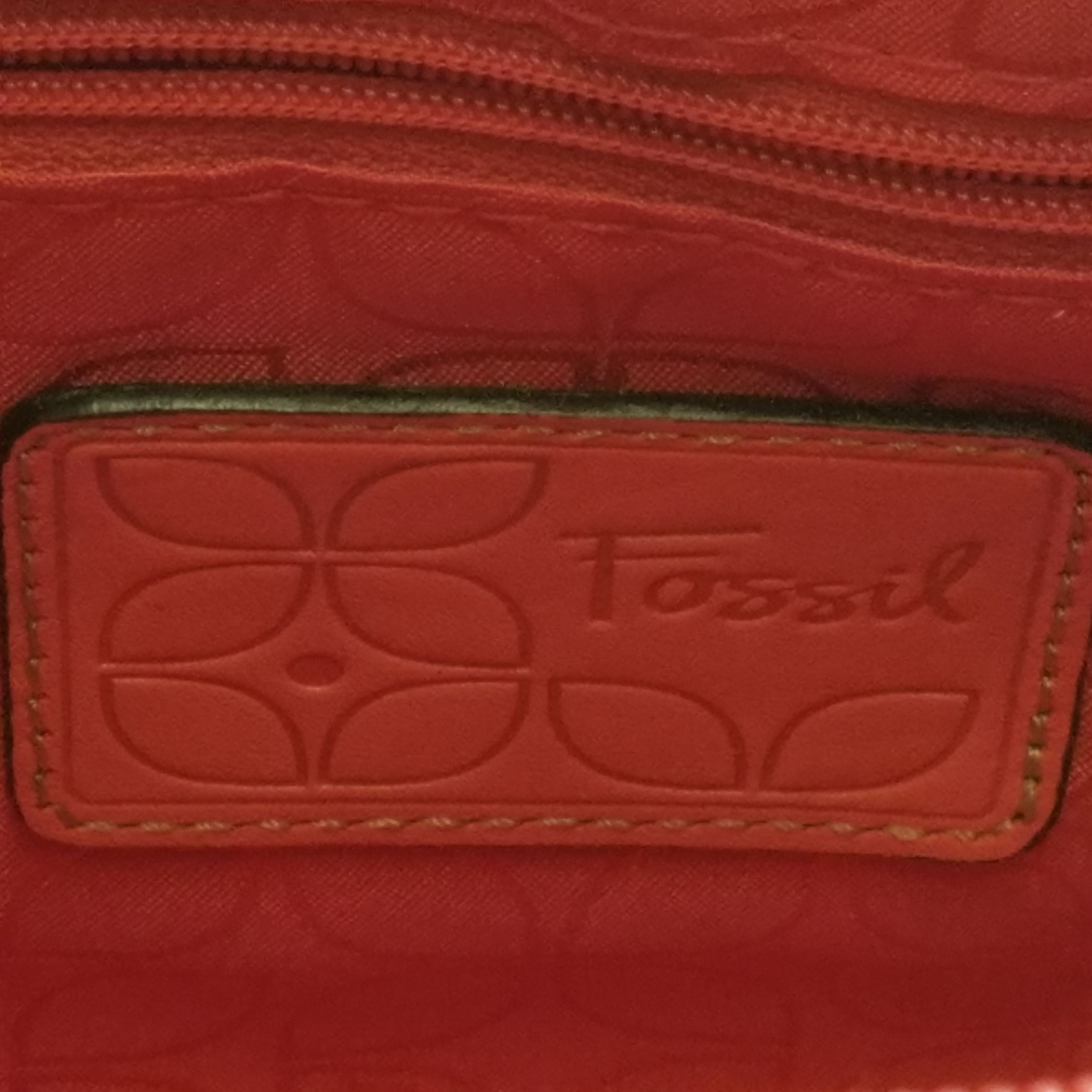 FOSSIL Women Red Genuine Leather Wallet Red - Price in India | Flipkart.com