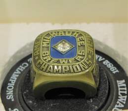 Milwaukee Brewers 1982 World Series AL Champions Replica Ring alternative image