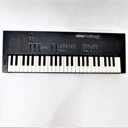 VNTG Yamaha Brand PSS-450 Model PortaSound Electronic Keyboard/Piano