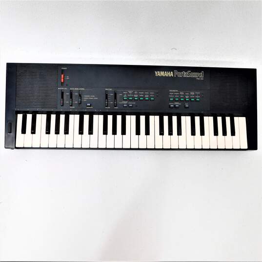 VNTG Yamaha Brand PSS-450 Model PortaSound Electronic Keyboard/Piano image number 1